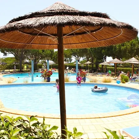 Akisol Sun Iii Αλμπουφέιρα